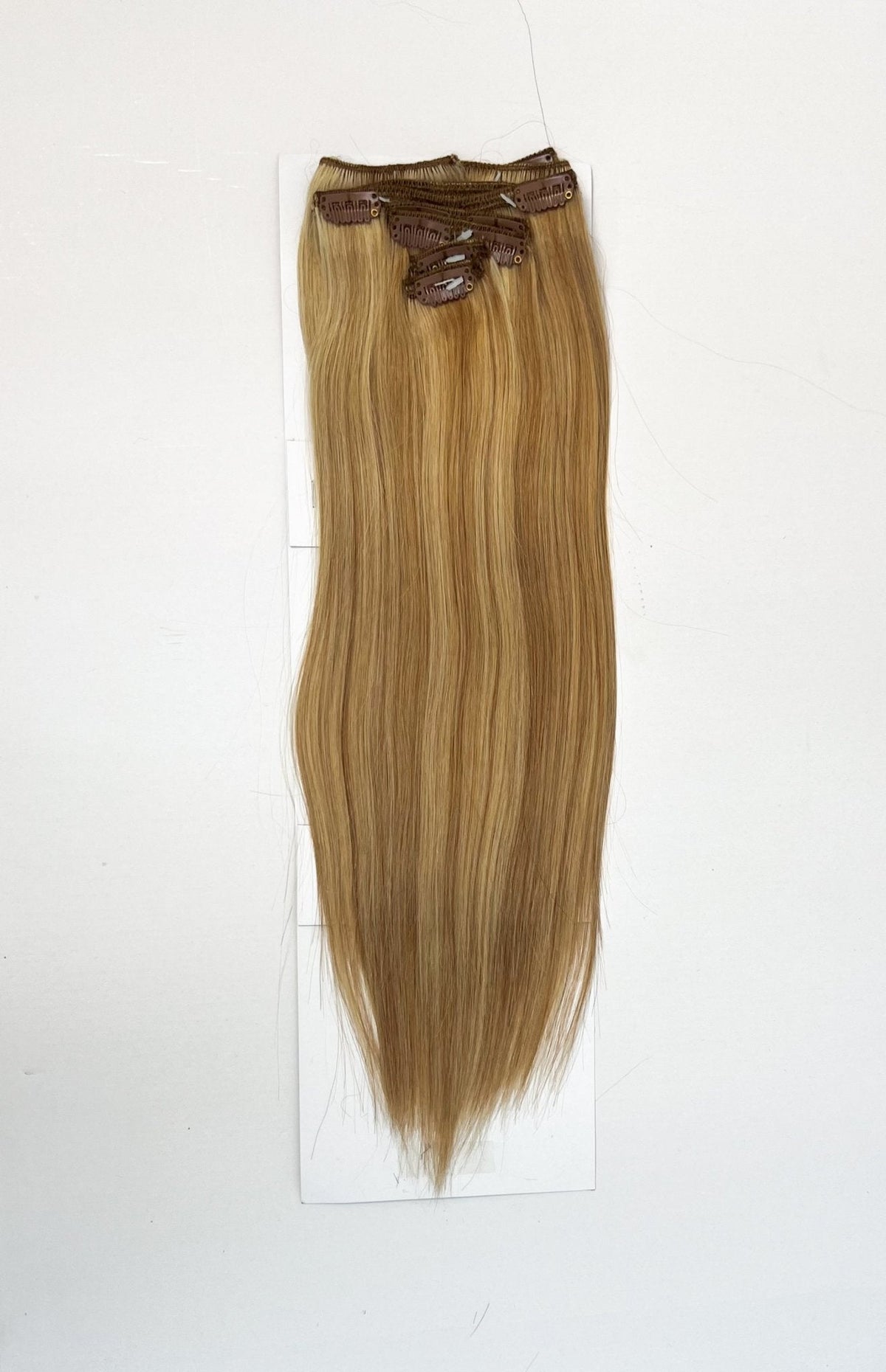 VIP Clip Extensions / Silky Straight - 18" (140 g ) ClipeX System