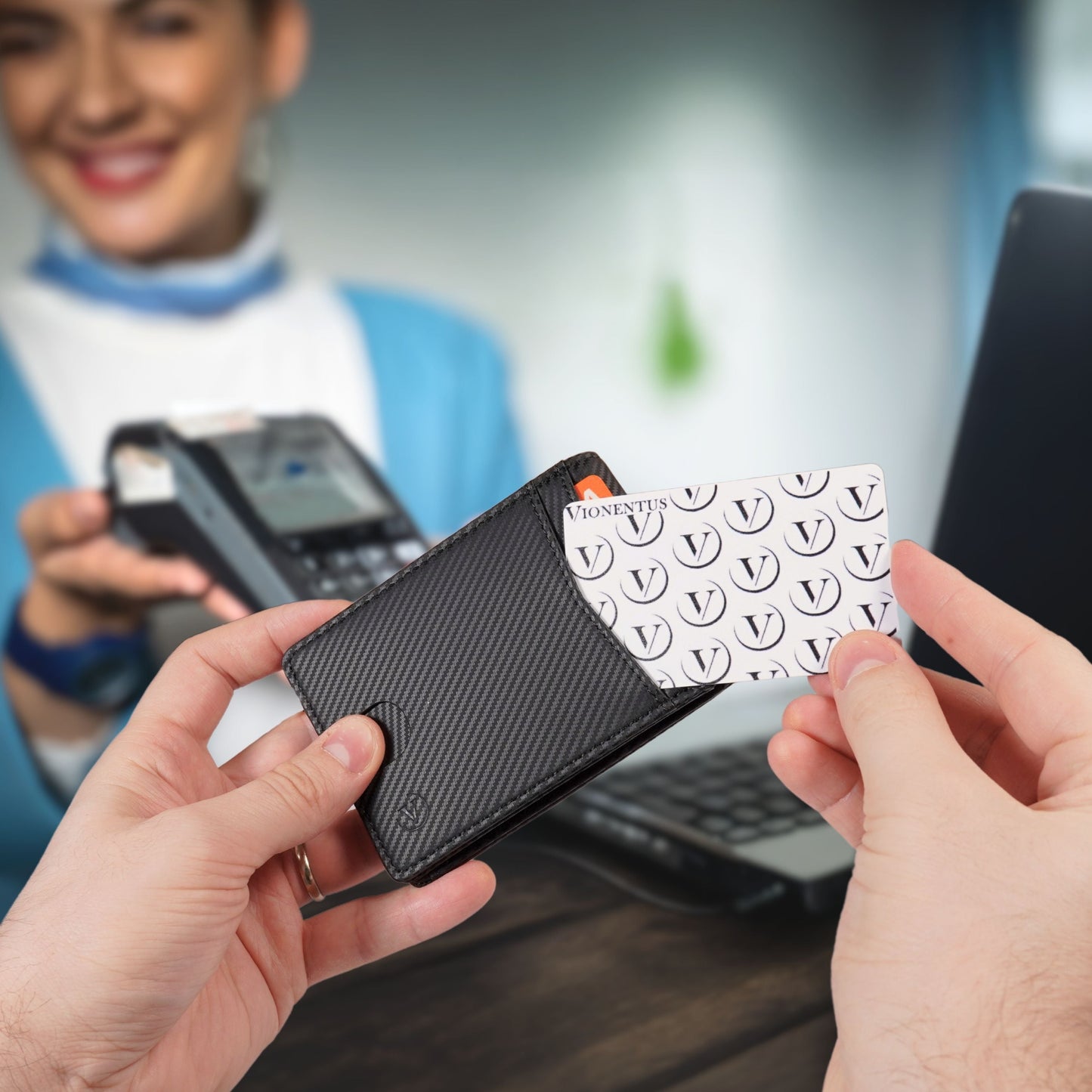 Supreme Smart VN400 AirTag Wallet