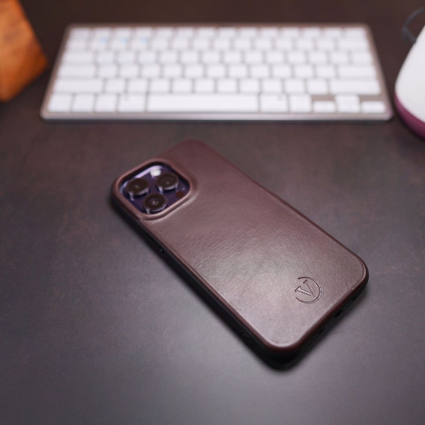 iPhone 15 Series Elite Leather Case