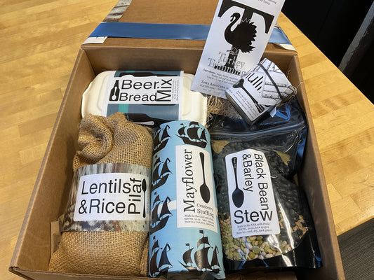 Northern Comfort Gift Box - Mulling Spices, Stuffing, Stew, Rice, Bread, Turkey Trimmings