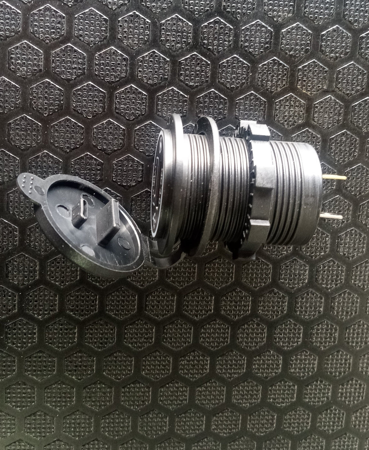 Stealth Power Port for 3rd Gen Toyota Tacoma (2016+)