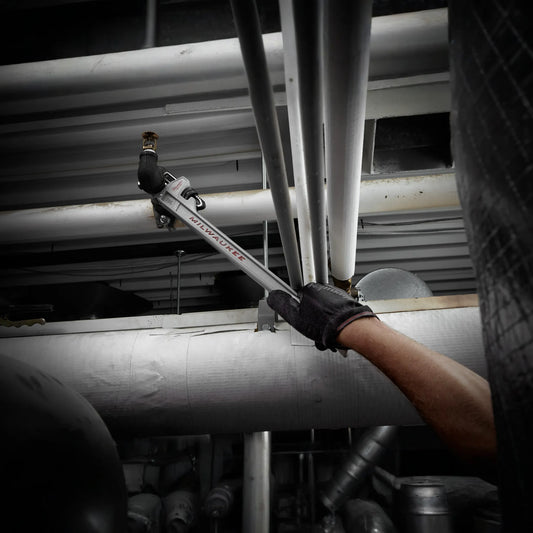 Milwaukee 48-22-7213 10L Aluminum Pipe Wrench with POWERLENGTH™ Handle