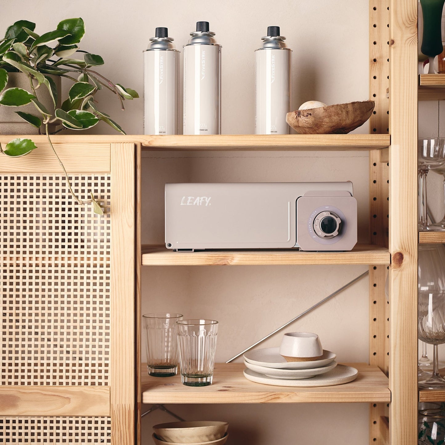 Leafy, Transformer Folding Butane Gas Chef Stove with Case (8,000 BTU) (gas cartridge not included) - Leafy, - Little Red General Store