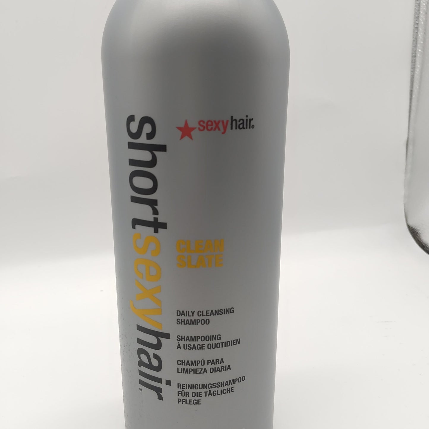 Short Sexy Hair Clean Slate Daily Cleansing Shampoo
