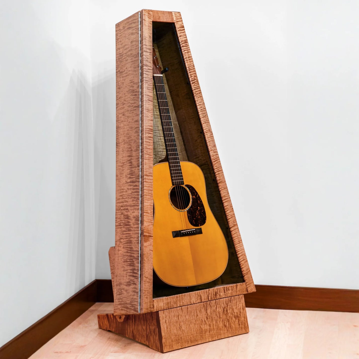 ClimaStand Triangle Humidor with Base - Flamed Maple With Provincial Stain