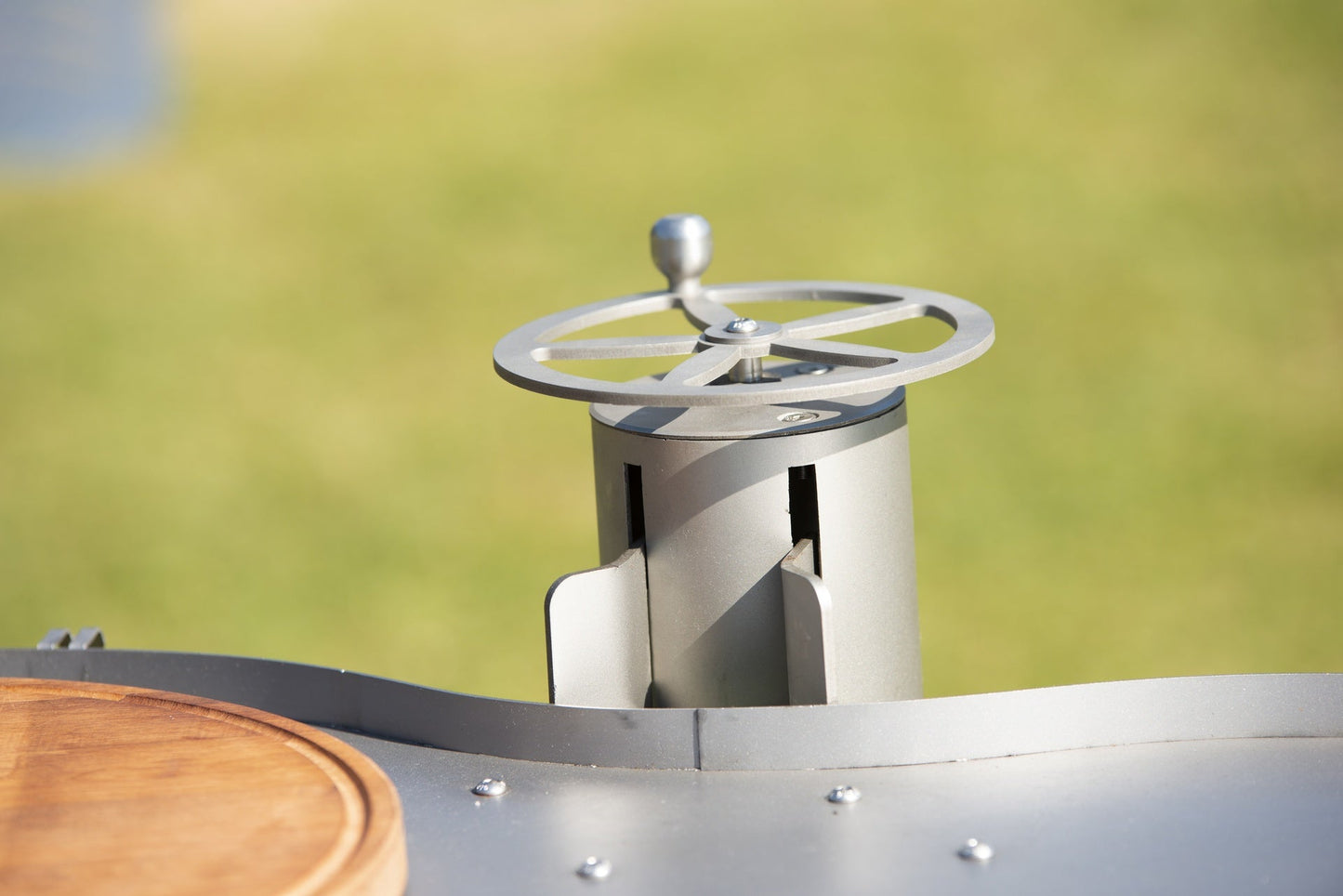 Compact Grill
