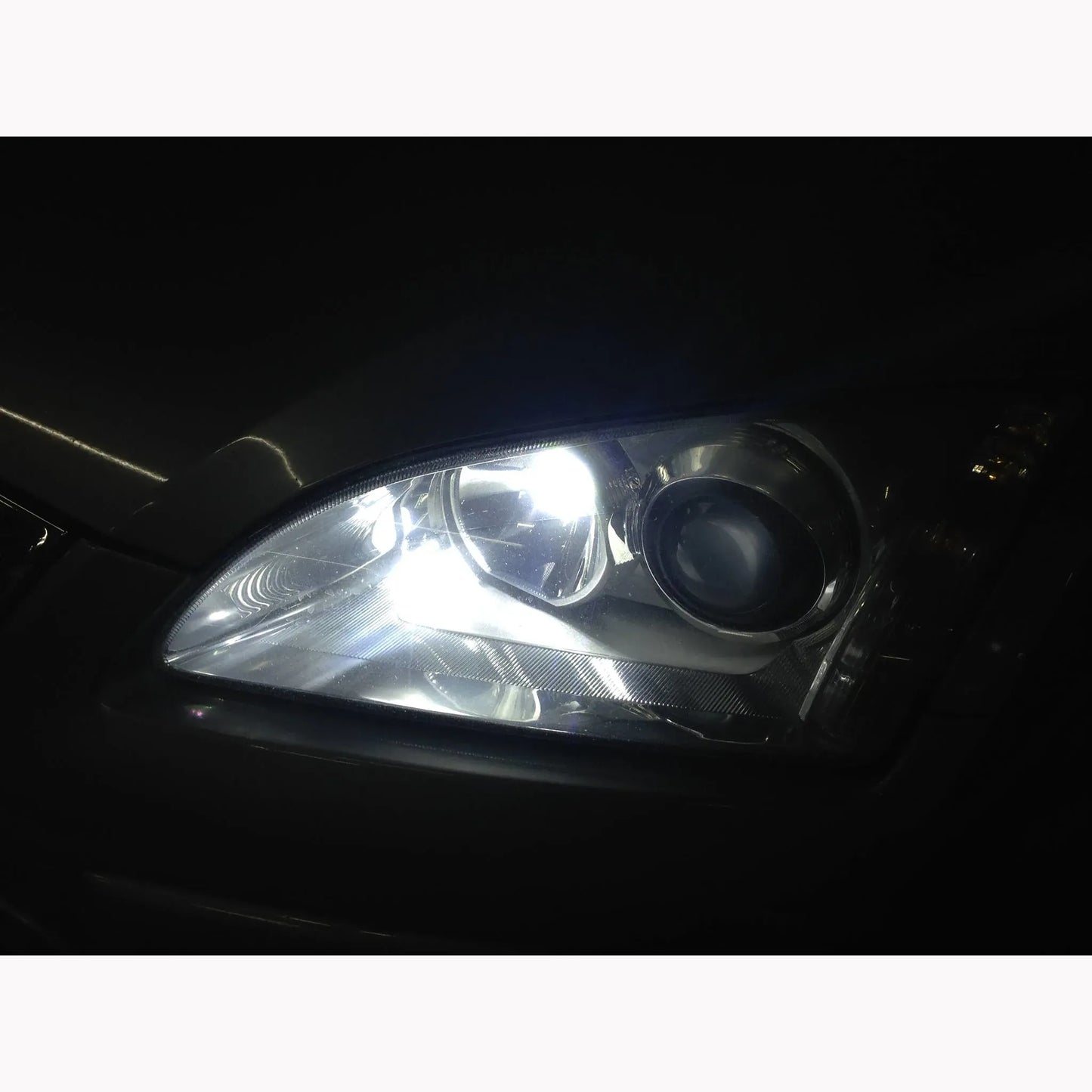 10 SMD LED T10 5630 Automotive Bulb (White)