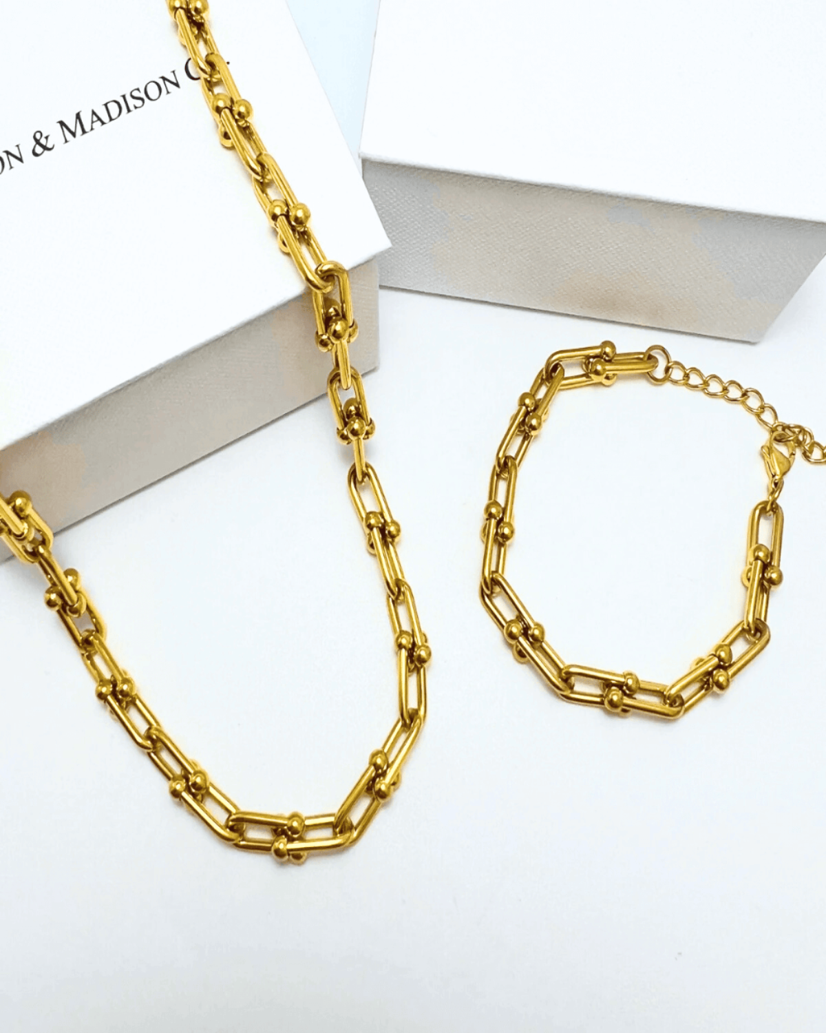 18K Gold Link Chain Necklace Bracelet Bundle Set