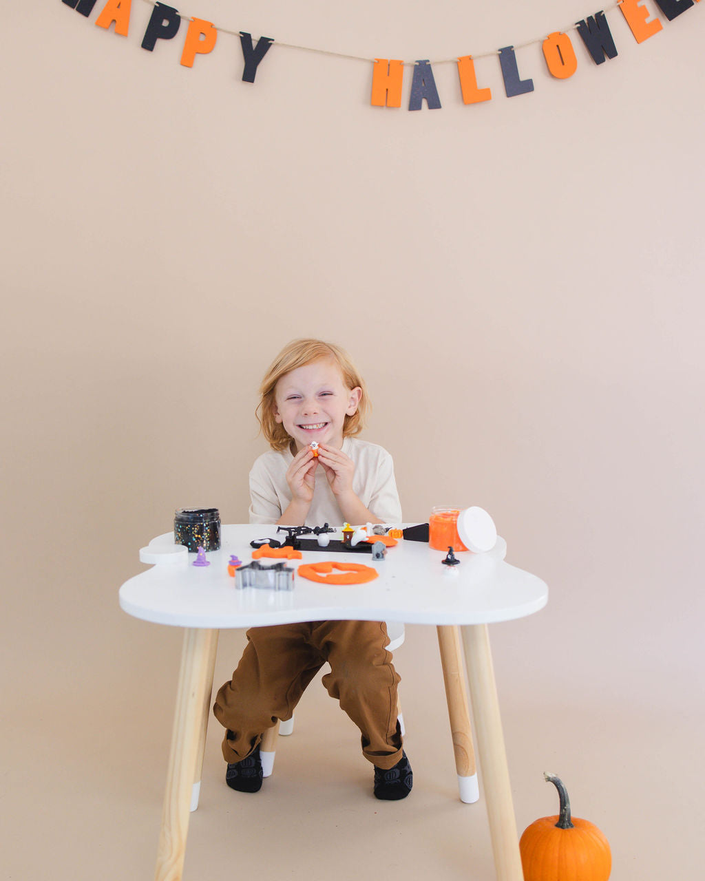 Monster Mash Halloween Sensory Kit, Halloween Sensory Play, Cognitive Development and Fine Motor Skills, Tactile Activities for On The Go, Sensory Toys for Preschoolers and Kids Ages 4, 5, 6, 7, 8