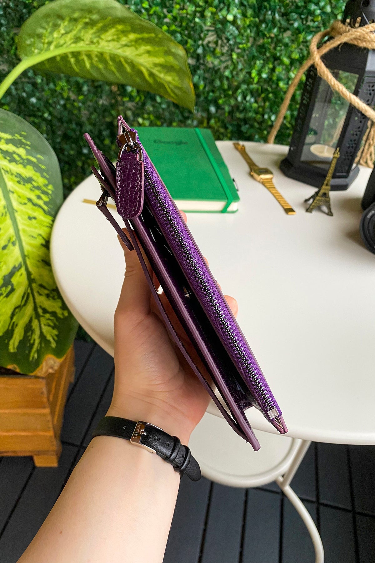 Mannu - Genuine Leather Large Wallet with Hand Band