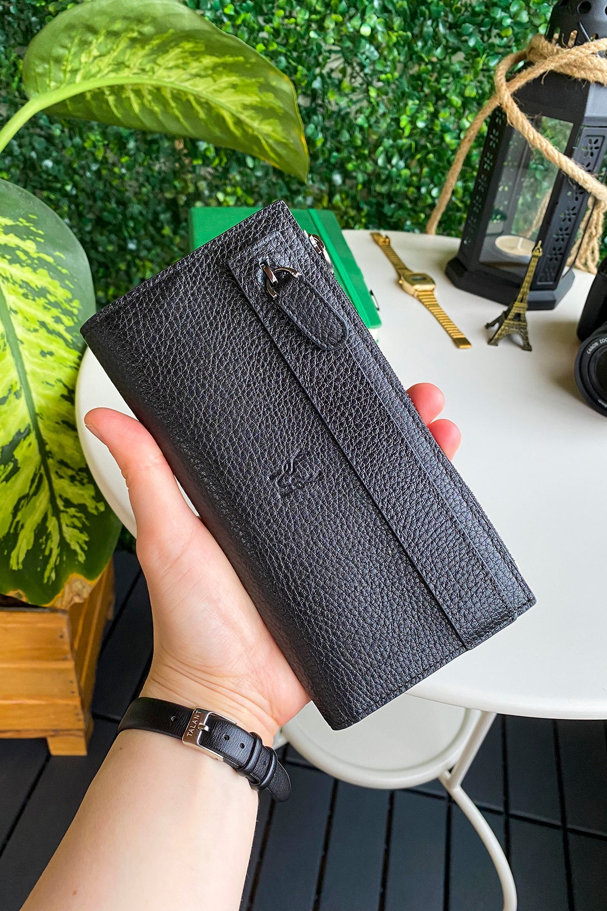 Mannu - Genuine Leather Large Wallet with Hand Band