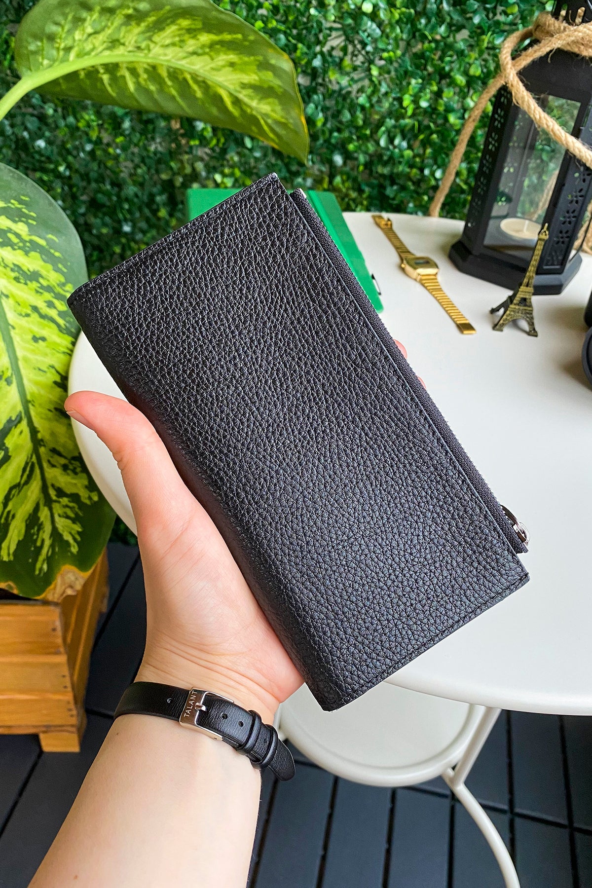 Mannu - Genuine Leather Large Wallet with Hand Band