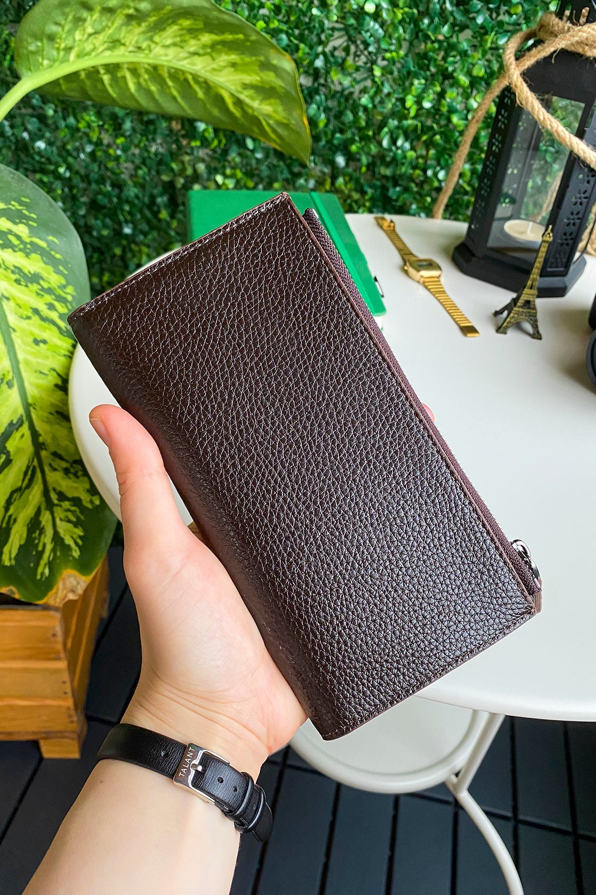 Mannu - Genuine Leather Large Wallet with Hand Band