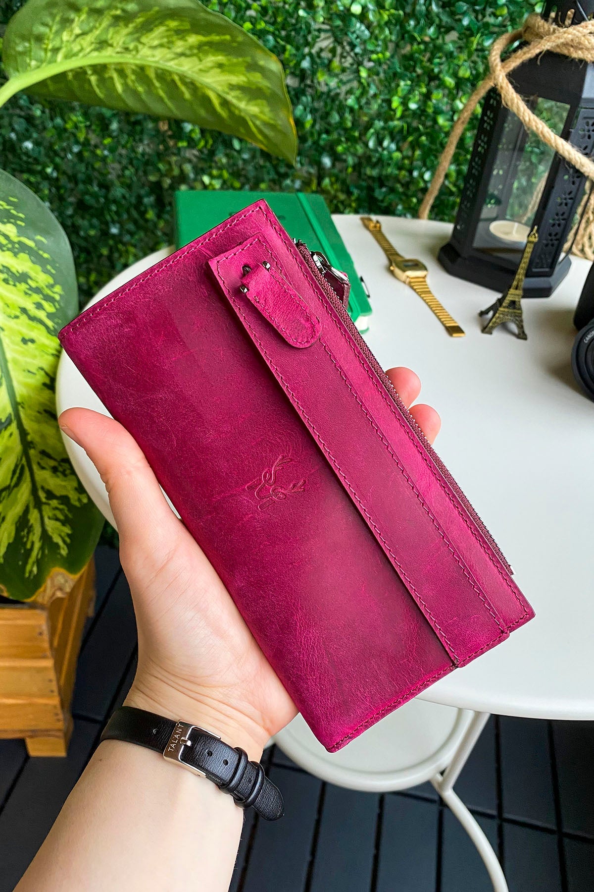 Mannu - Genuine Leather Large Wallet with Hand Band