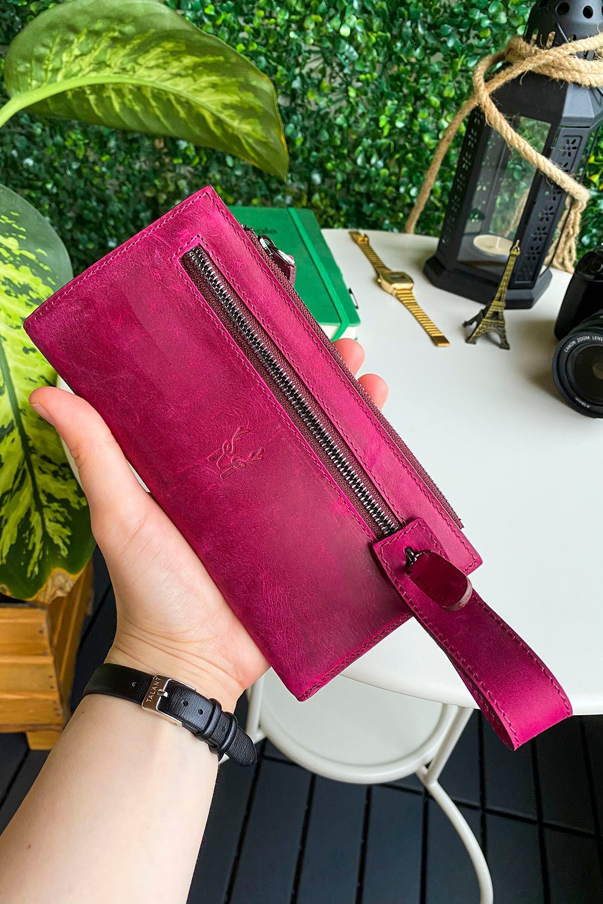 Mannu - Genuine Leather Large Wallet with Hand Band