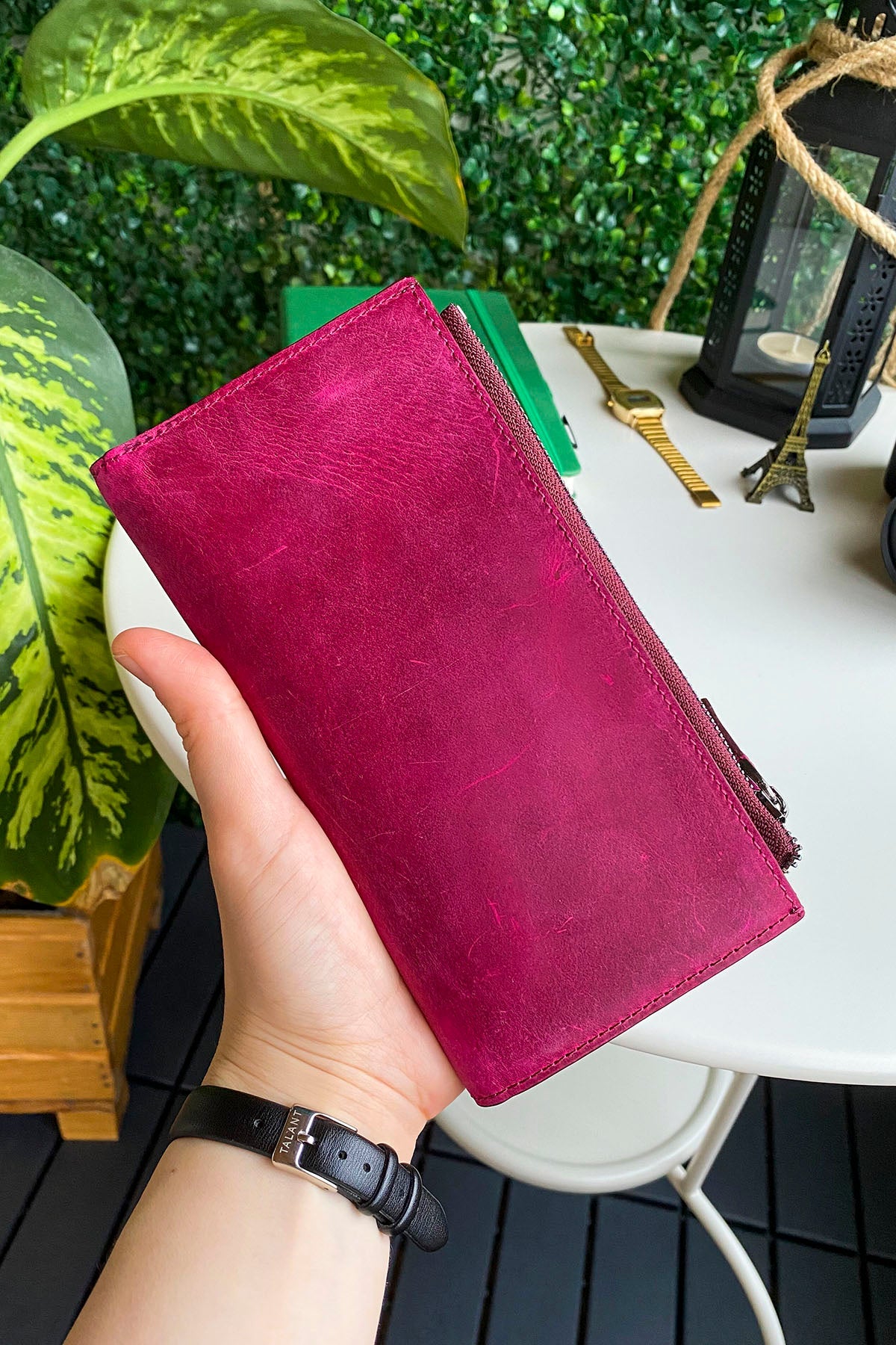 Mannu - Genuine Leather Large Wallet with Hand Band