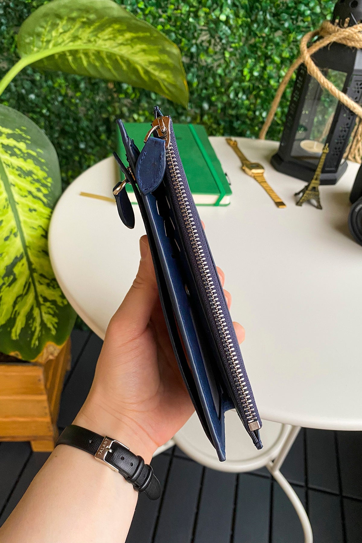 Mannu - Genuine Leather Large Wallet with Hand Band