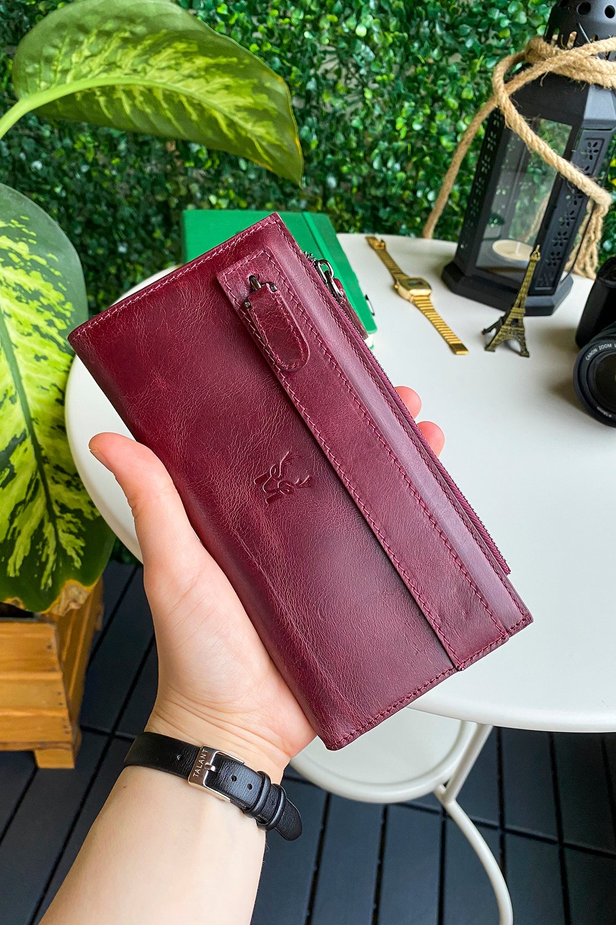 Mannu - Genuine Leather Large Wallet with Hand Band