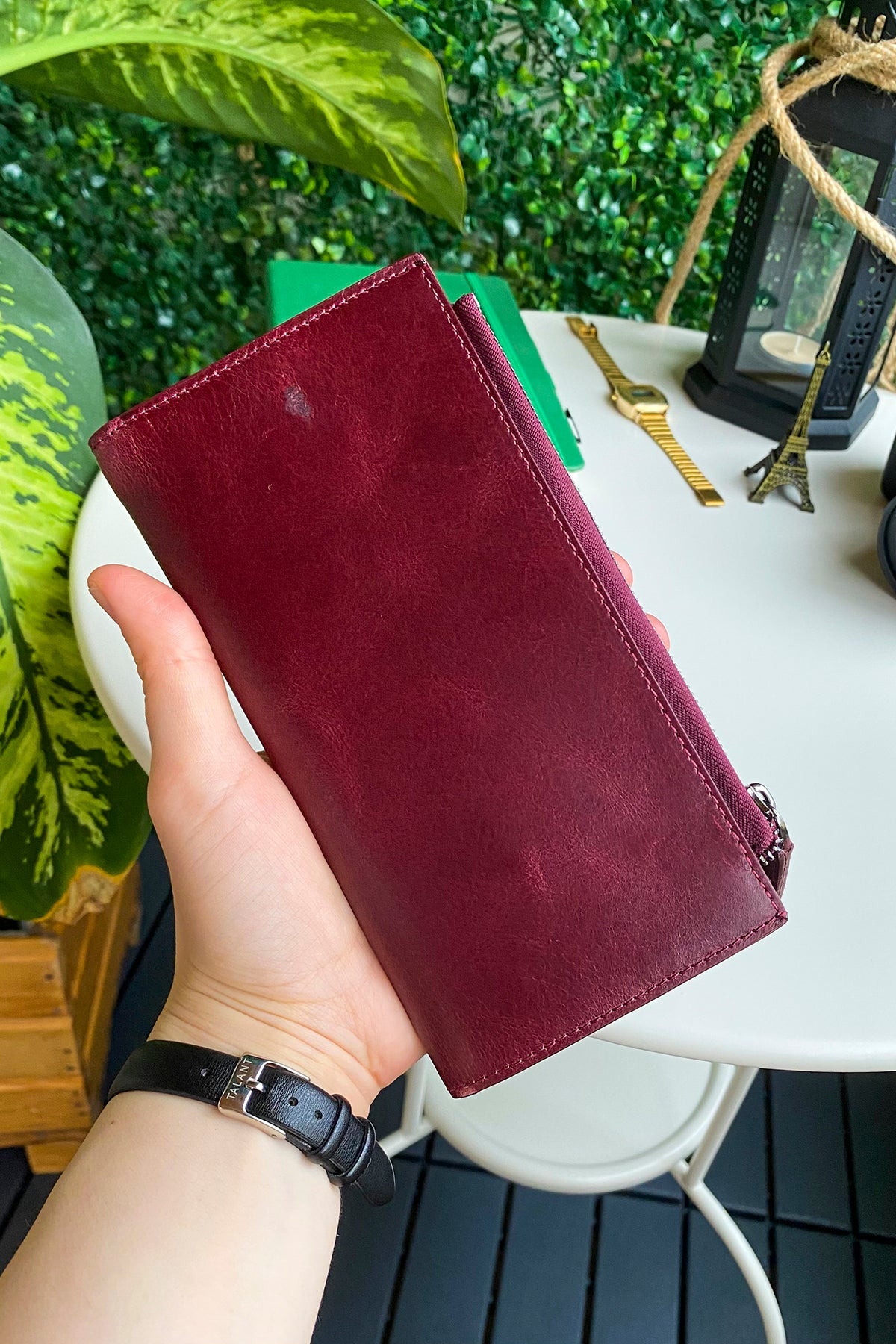 Mannu - Genuine Leather Large Wallet with Hand Band