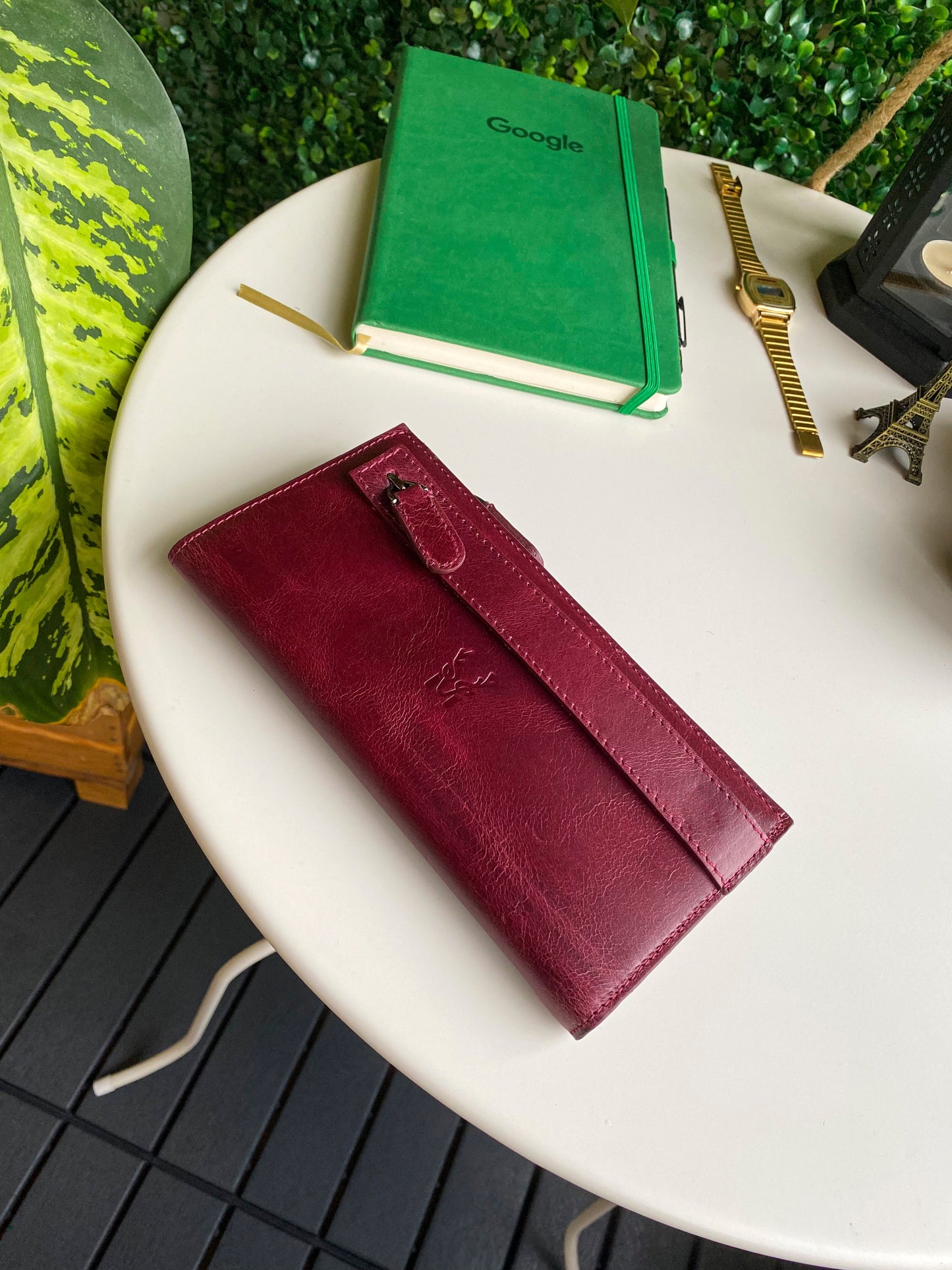 Mannu - Genuine Leather Large Wallet with Hand Band