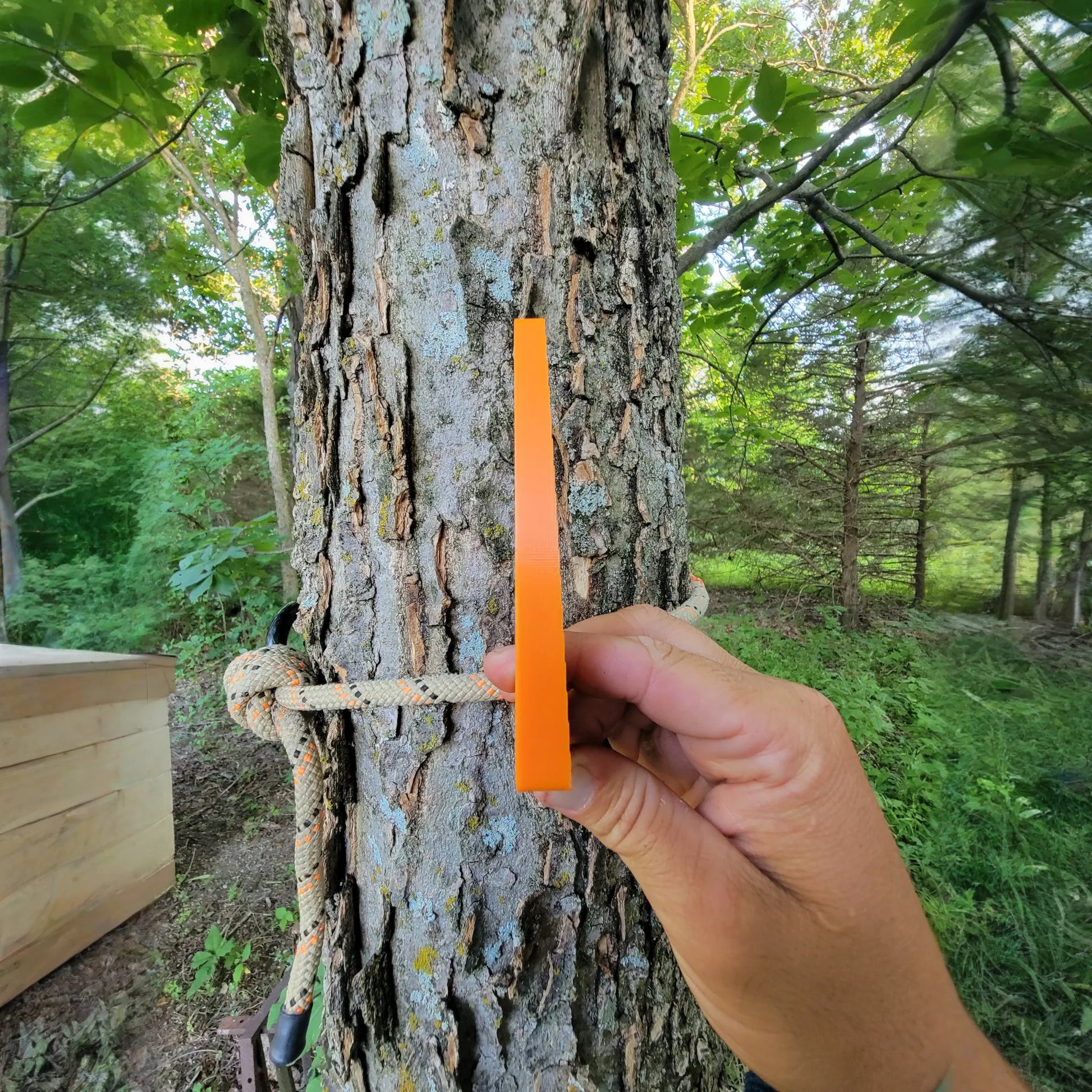 Tether Bow Hanger (TBH)