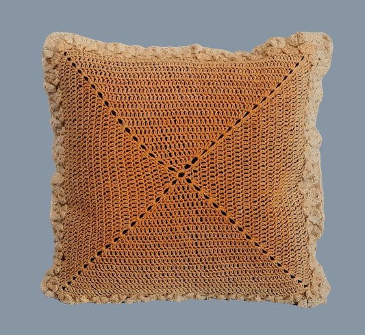 Crochet front pillow cover. Size: 18"x18"