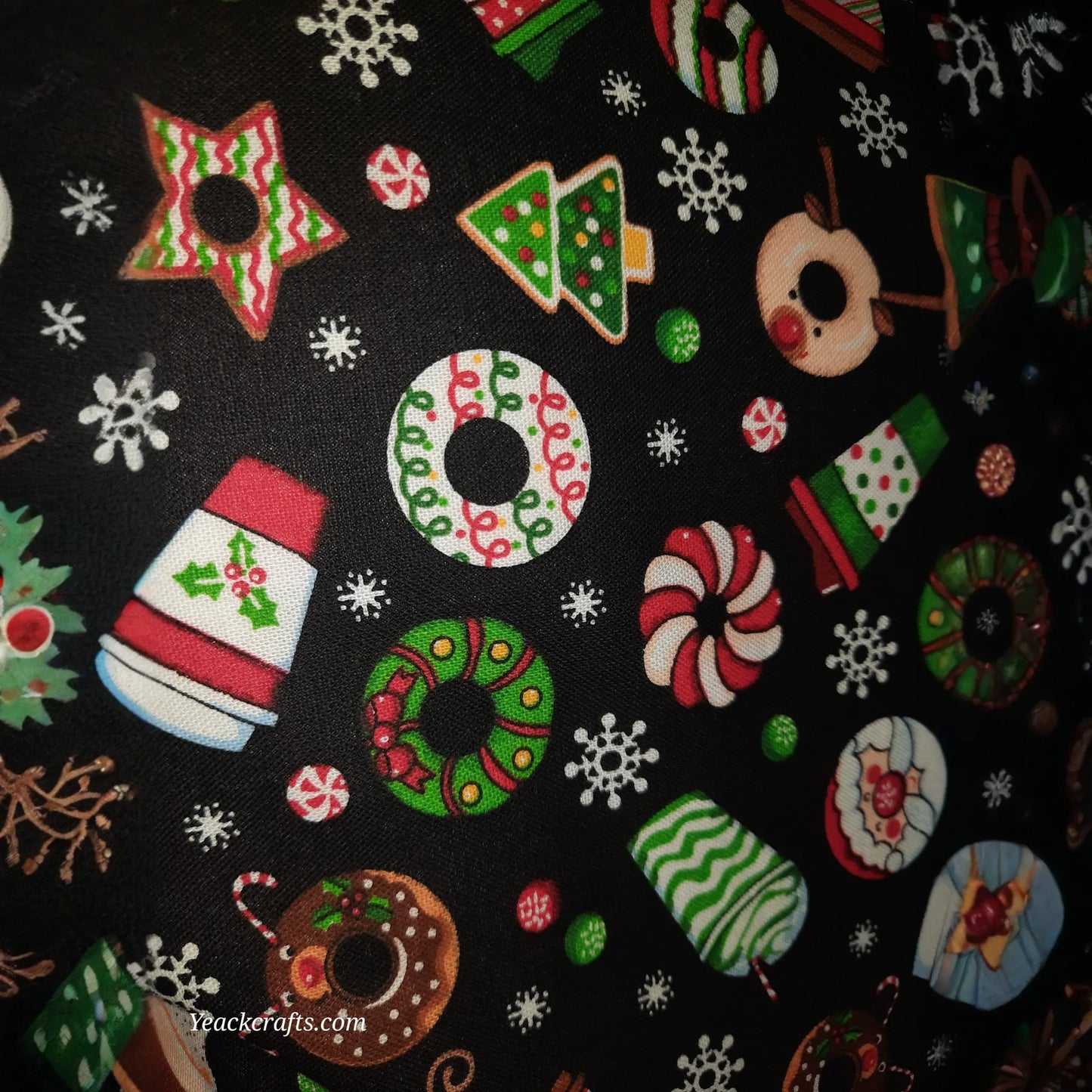 15"x15" Coffee and Donuts Holiday