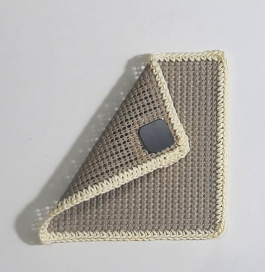 Jar Gripper with Magnet: Beige/cream