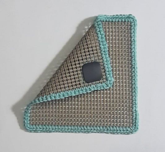 Jar Gripper with Magnet: Beige/mint green