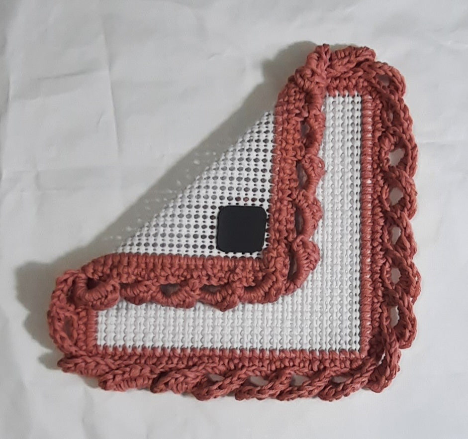 Jar Gripper with Magnet: Rose/White