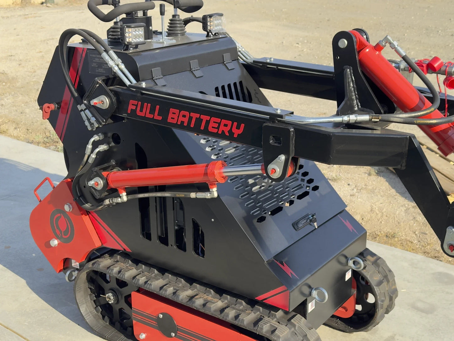 72V 16.4kWh Curiosity Mini Track Loader Skid Steer