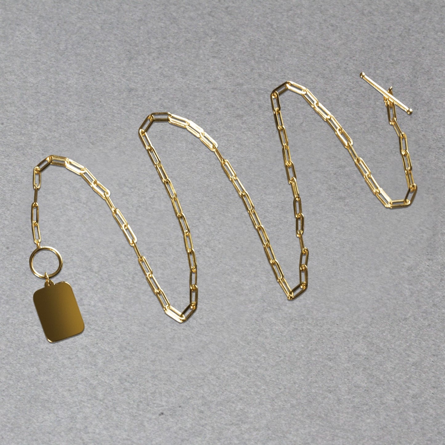 14k Yellow Gold Paperclip Chain Necklace with Rounded Rectangle Pendant