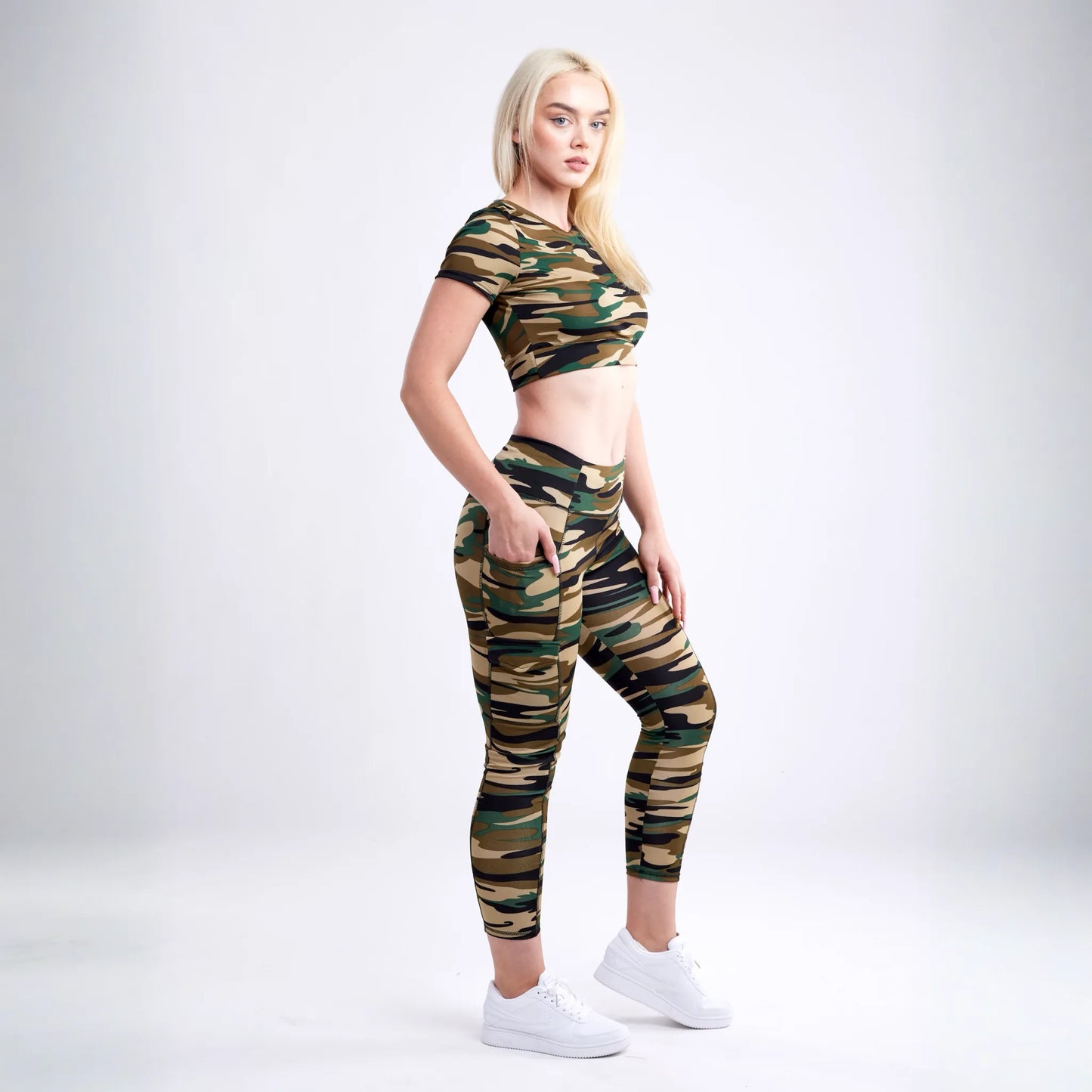 JupiterGear Short-Sleeve Crop Top