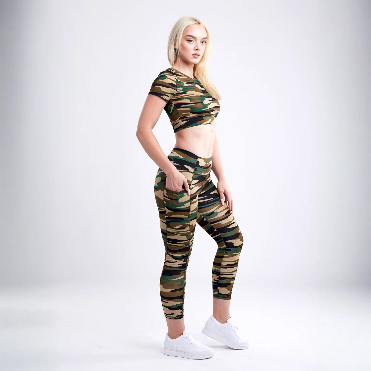 JupiterGear Short-Sleeve Crop Top