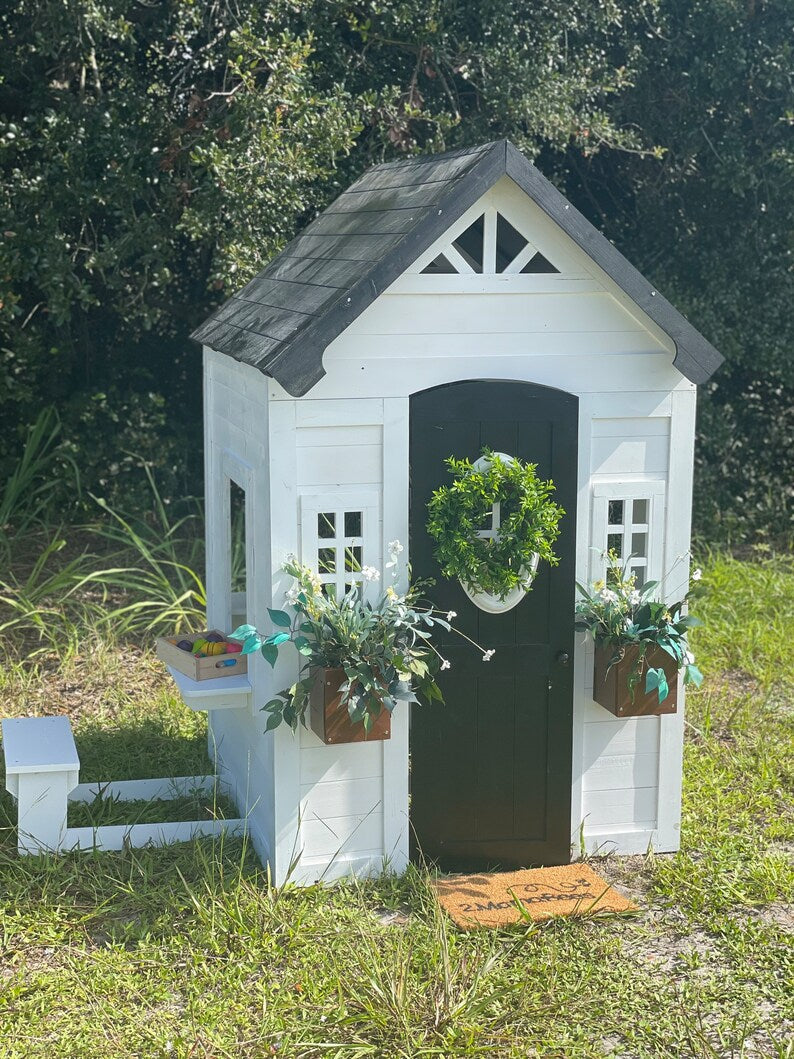 Zahara Playhouse - 2MamaBees - Little Red General Store