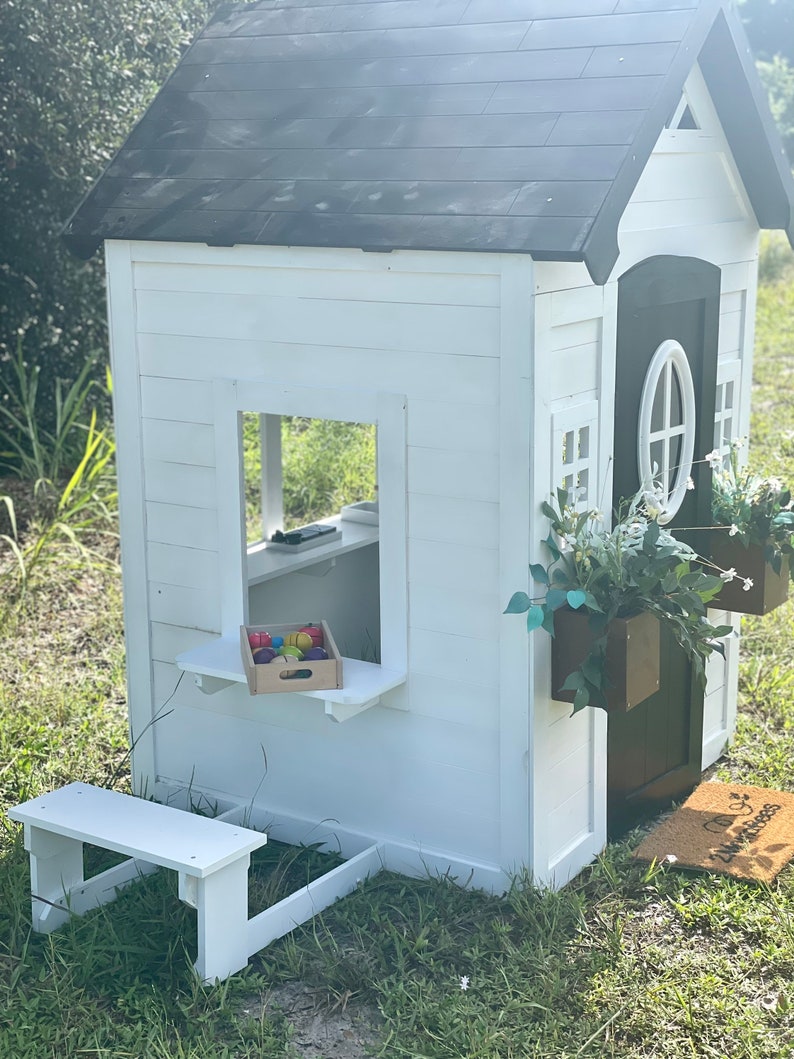 Zahara Playhouse - 2MamaBees - Little Red General Store