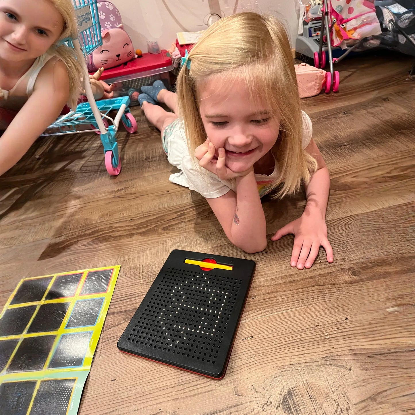 MAGNETIC DESIGN BOARD 2-in-1 Activity Pad