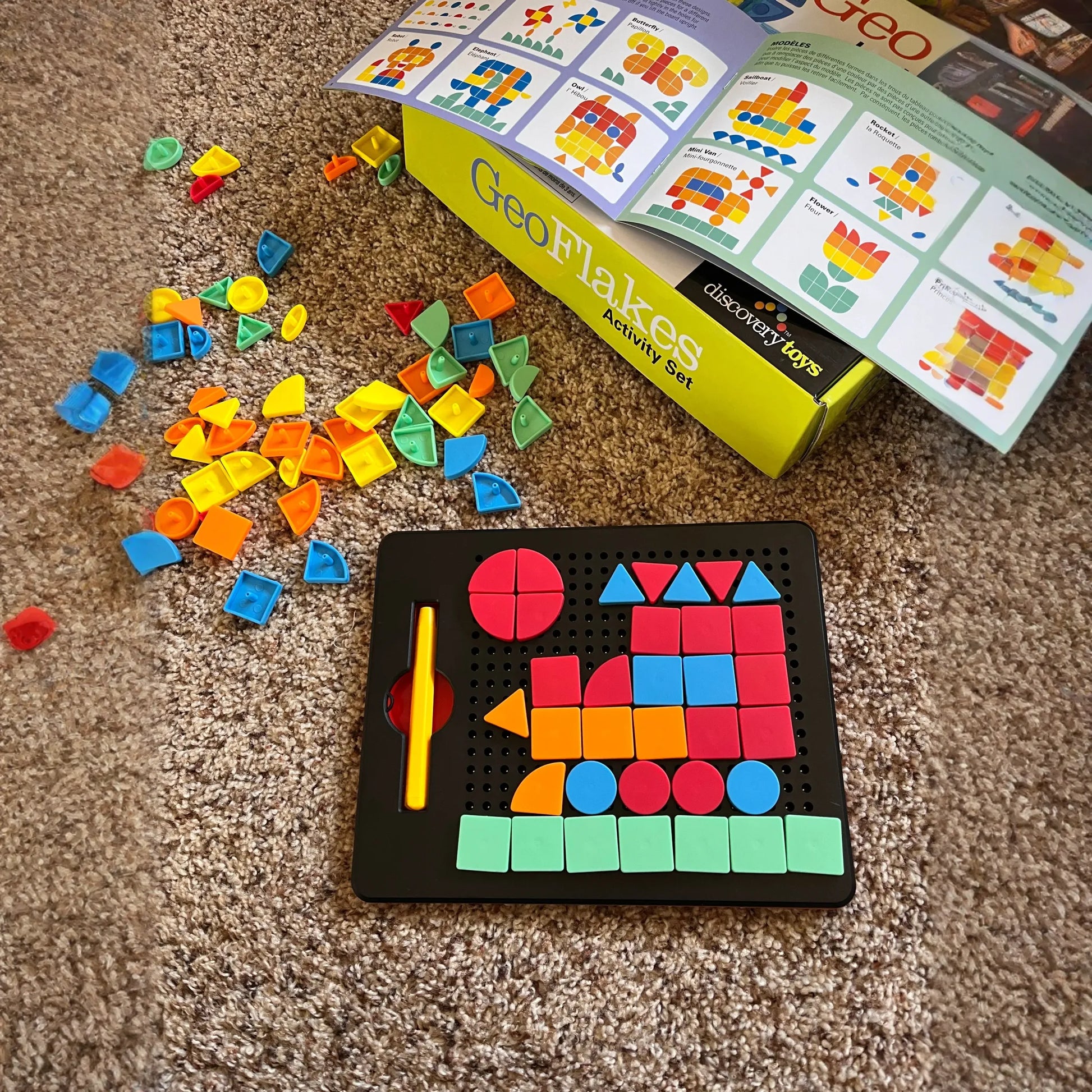 MAGNETIC DESIGN BOARD 2-in-1 Activity Pad