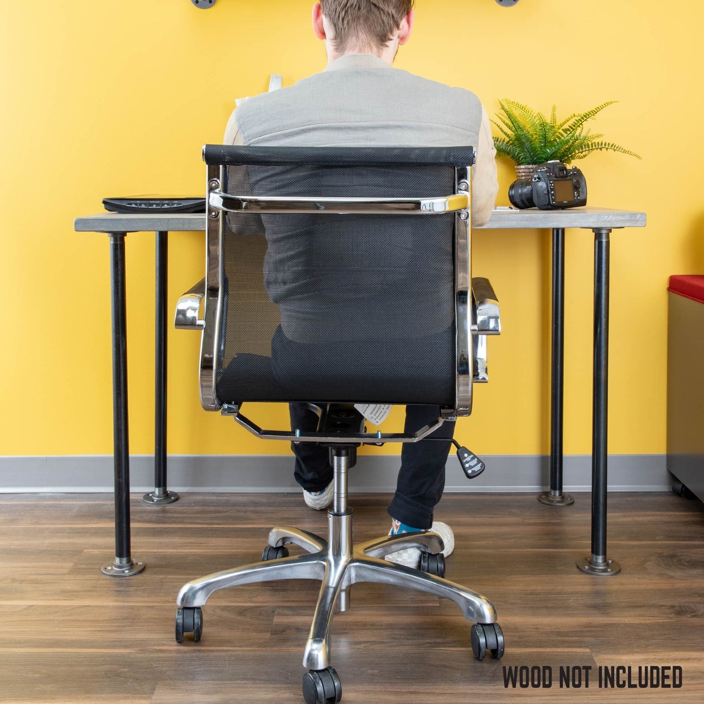 1 in. x 30 in. Round Flange Pipe Table Legs - 4 Pack