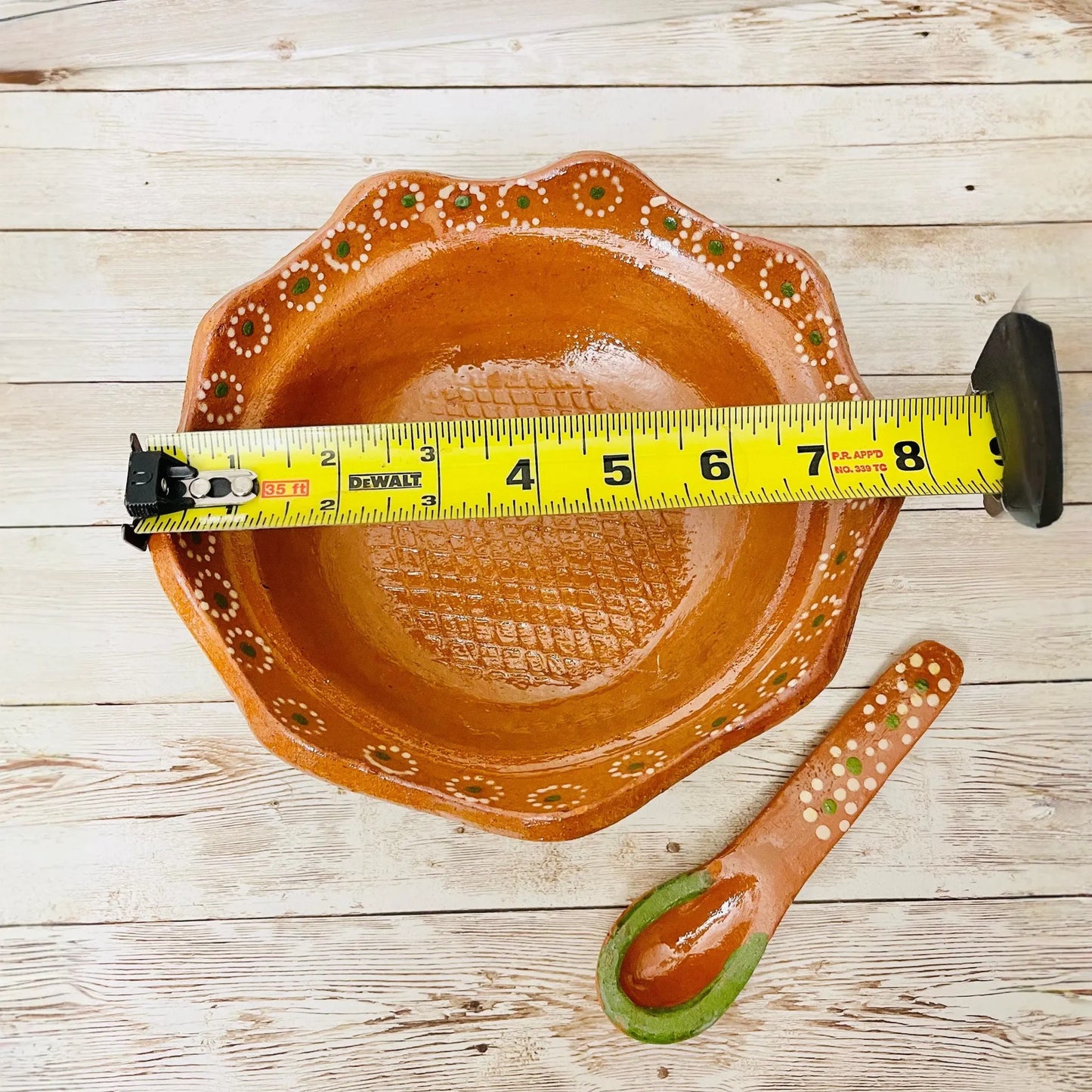 Authentic Mexican Molcajete with Spoon Molcajete Mexicano de Barro con Cuchara
