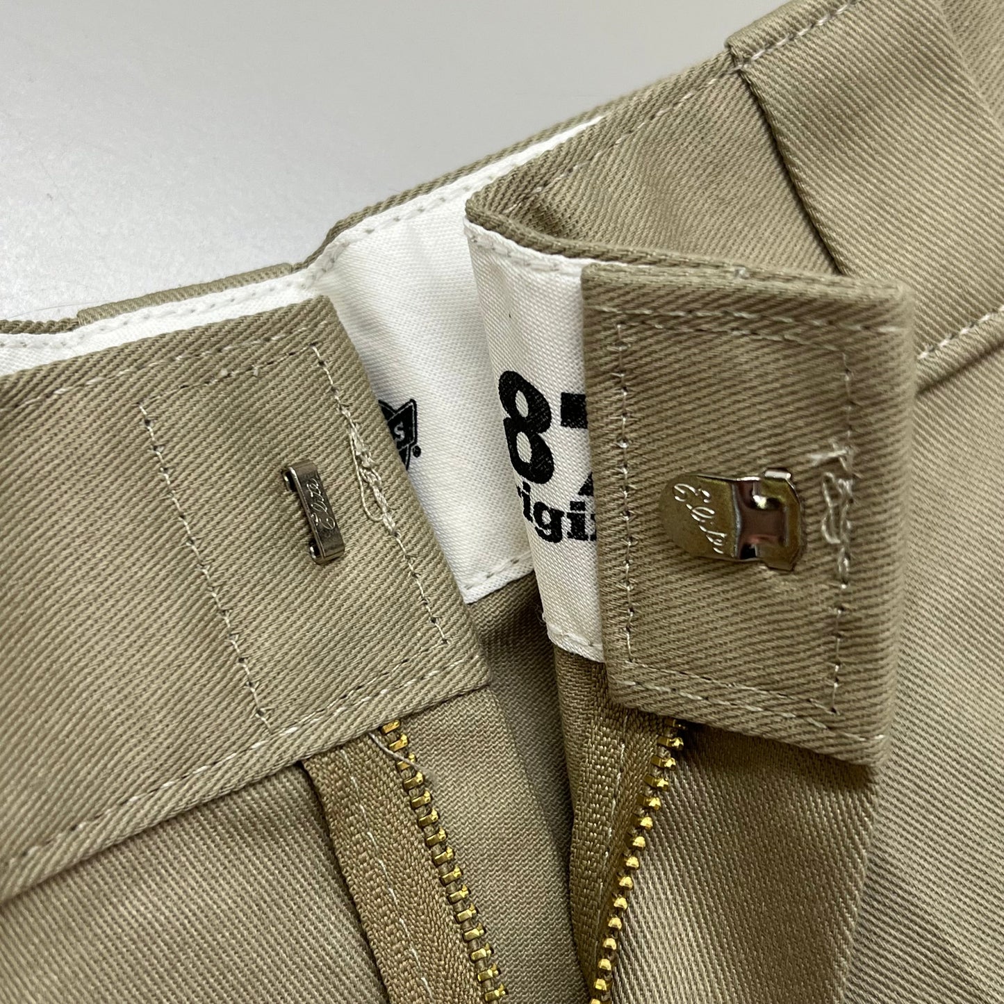 DICKIES Original 874 Original Fit Tapered Leg Work Pant Mns Sz 32X29 Khaki 874KH