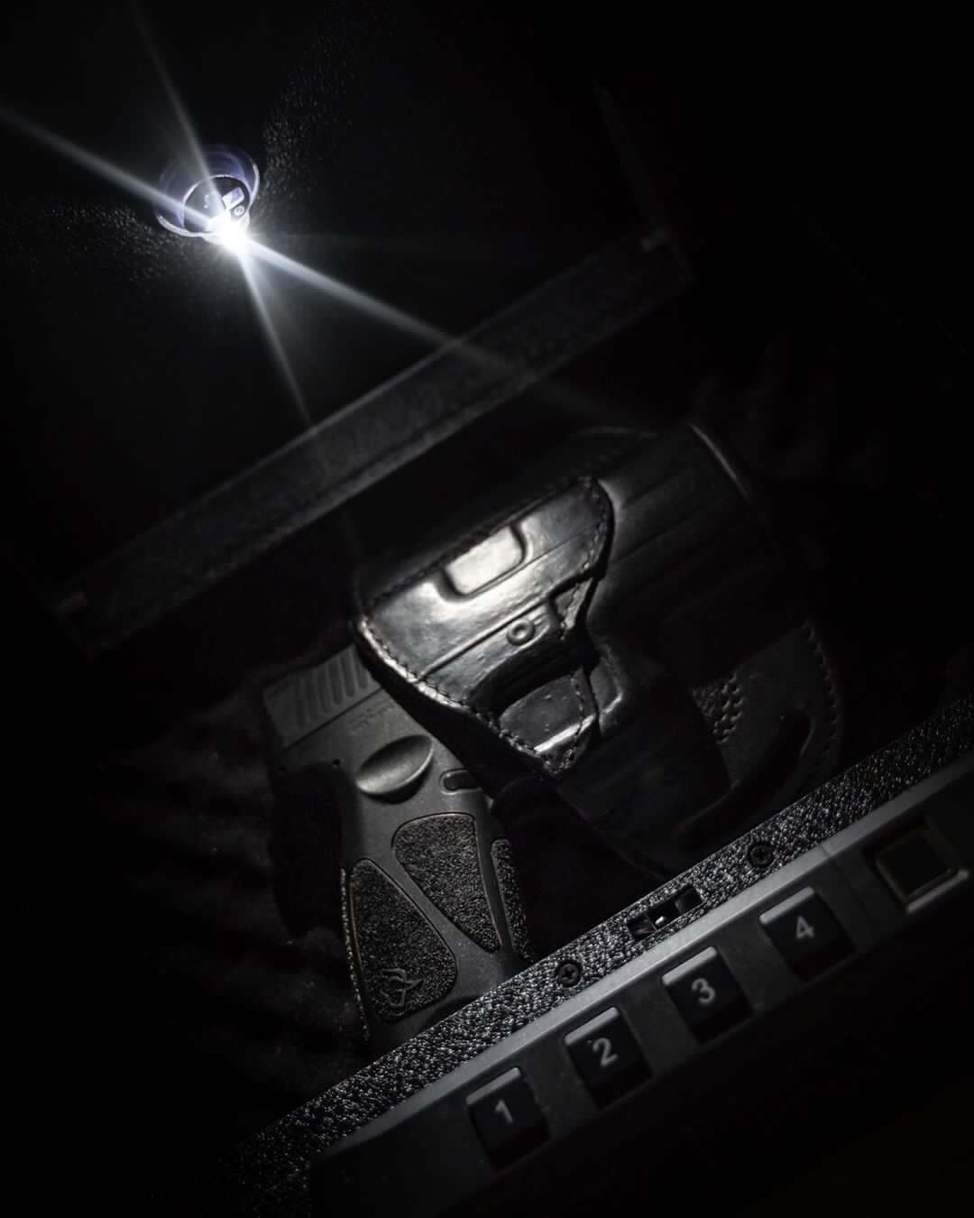 BUTTON LAMP Adhesive LEDs Light Package - Lightweight, Ultra Small, Ultra Bright LED Utility Lights