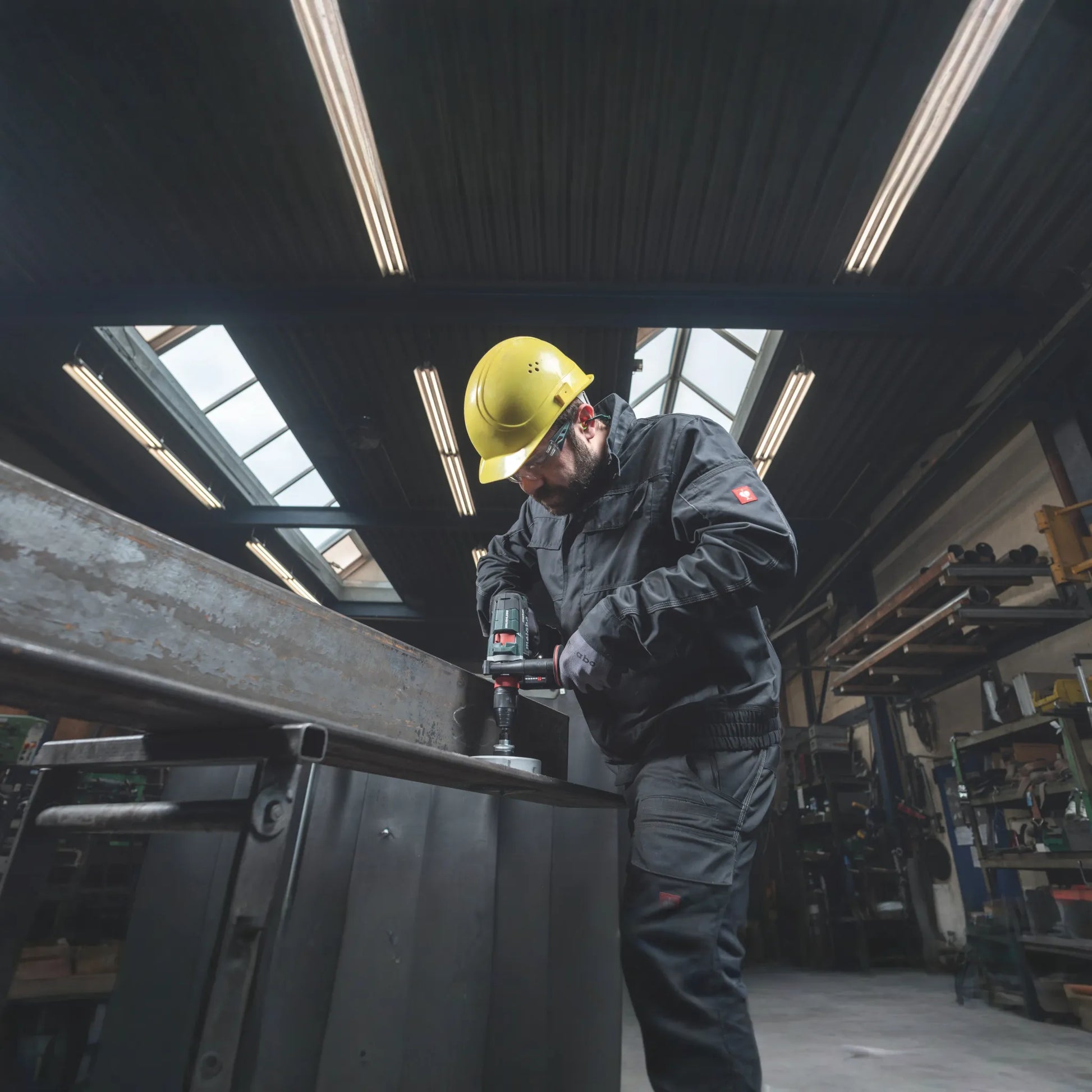 Metabo 603180620 Metabo BS 18 LTX-3 BL Q I METAL 5.5 Kit MB 18V Brushless Cordless 3-Speed Drill/Driver