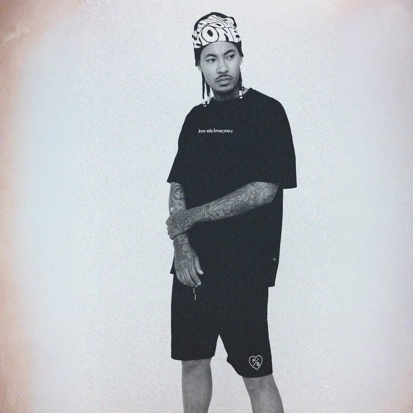 S / Black