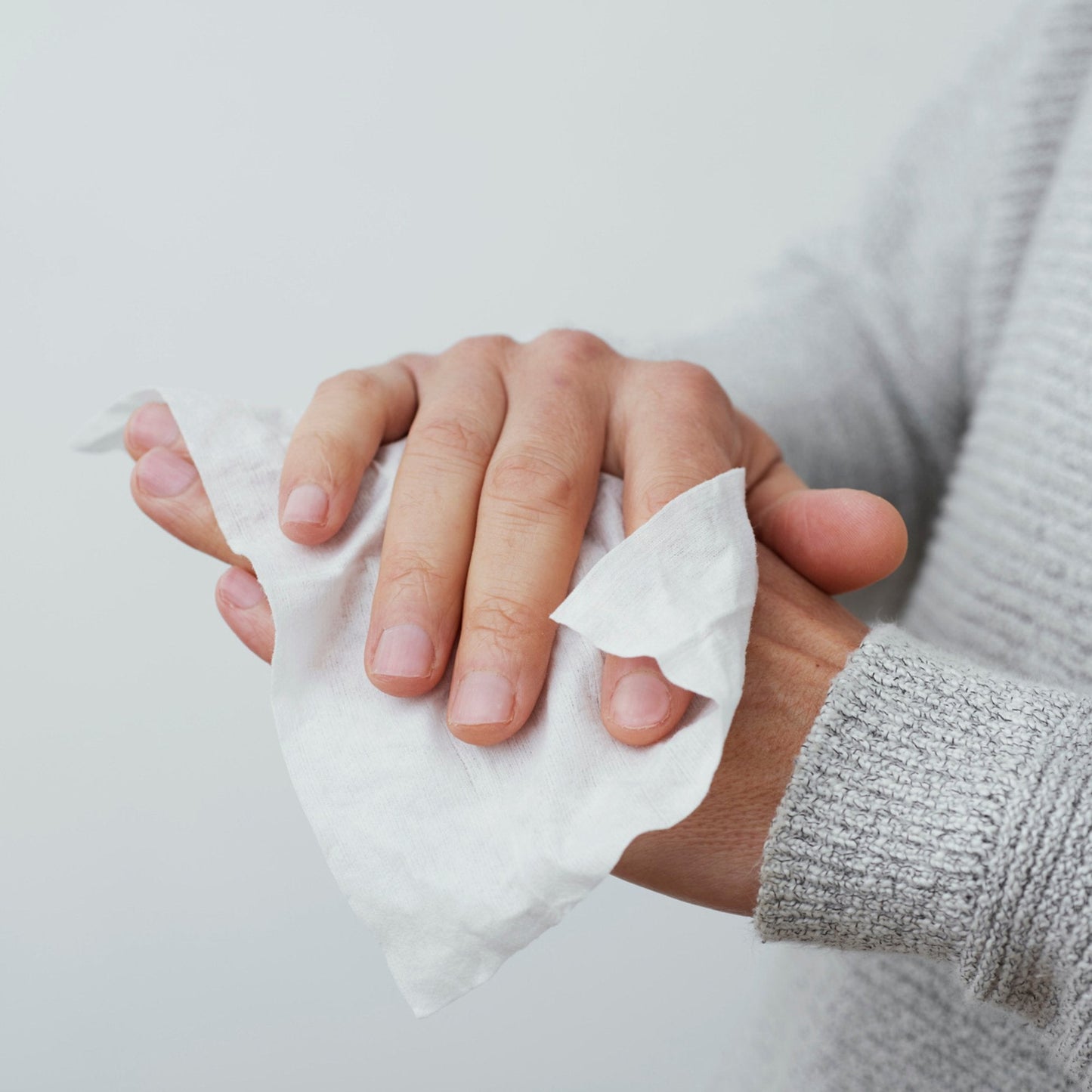 Sani-Hands® Hand Sanitizing Wipes, Ethyl Alcohol, Unscented, 5 X 8 Inch D43600