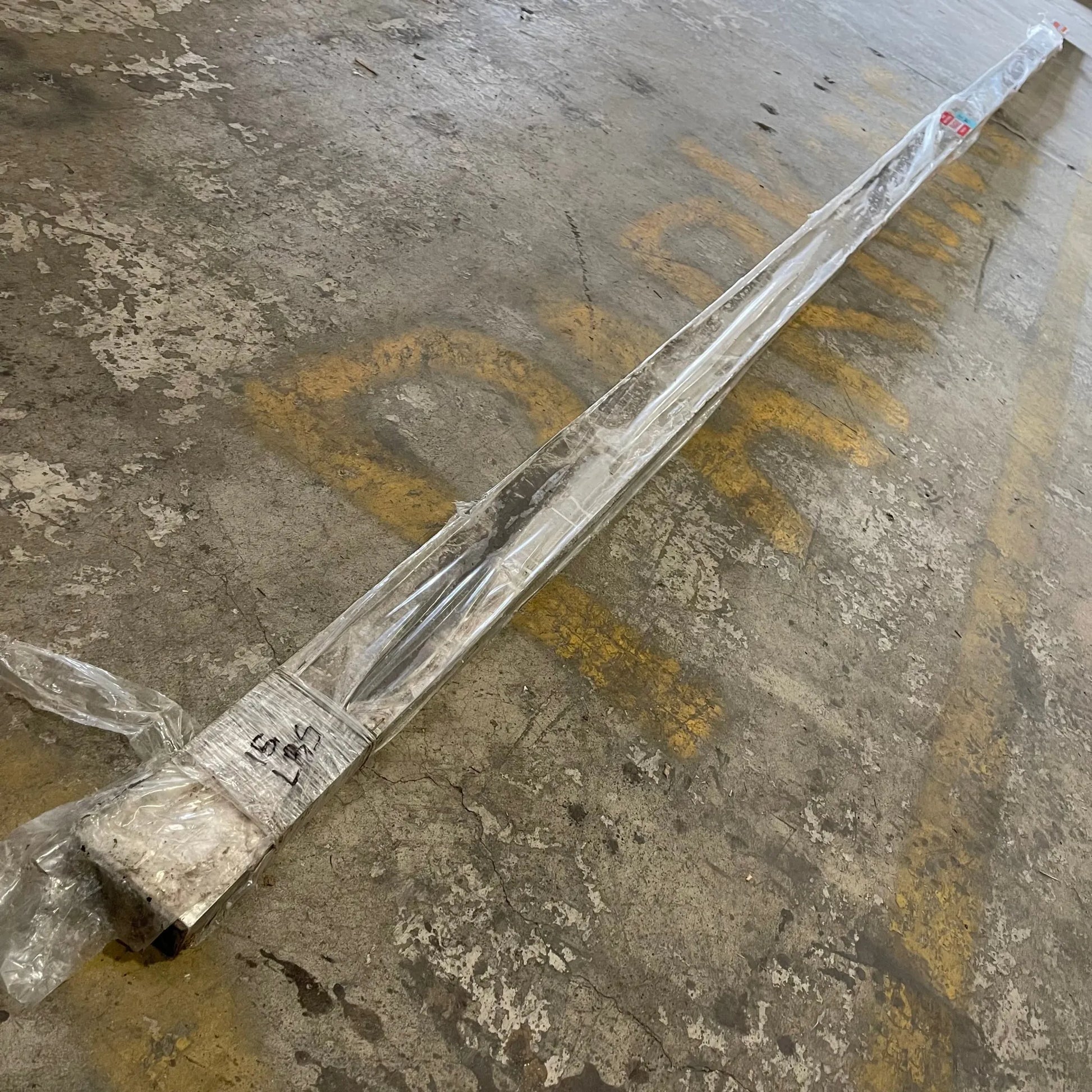 KRAFT TOOL CO. Magnesium Screed 216”x1 1/2”x3 1/2” CC619