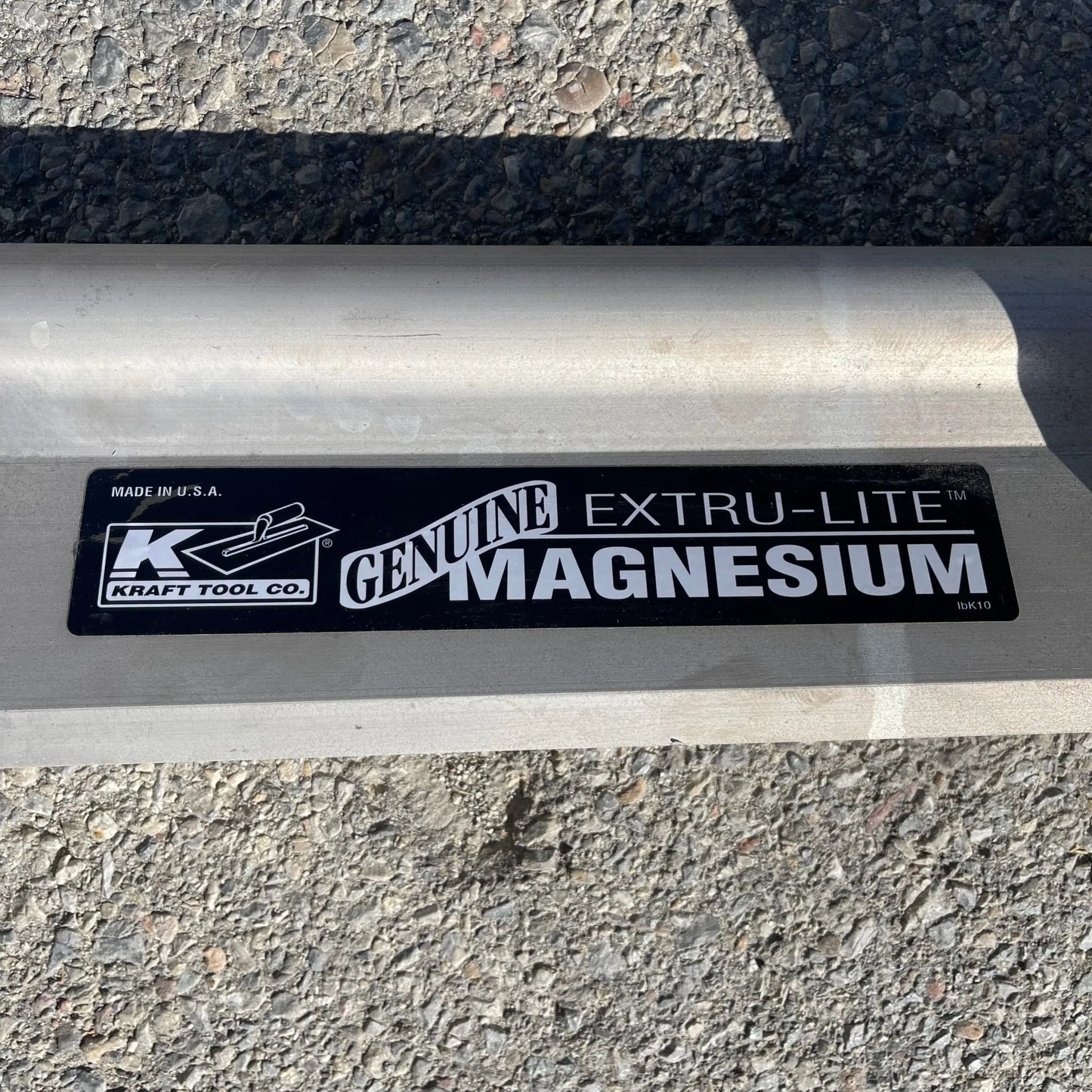 KRAFT TOOL CO. Extru-Lite Magnesium Paver 123.5” handle 144” x 4.5” screed CC291