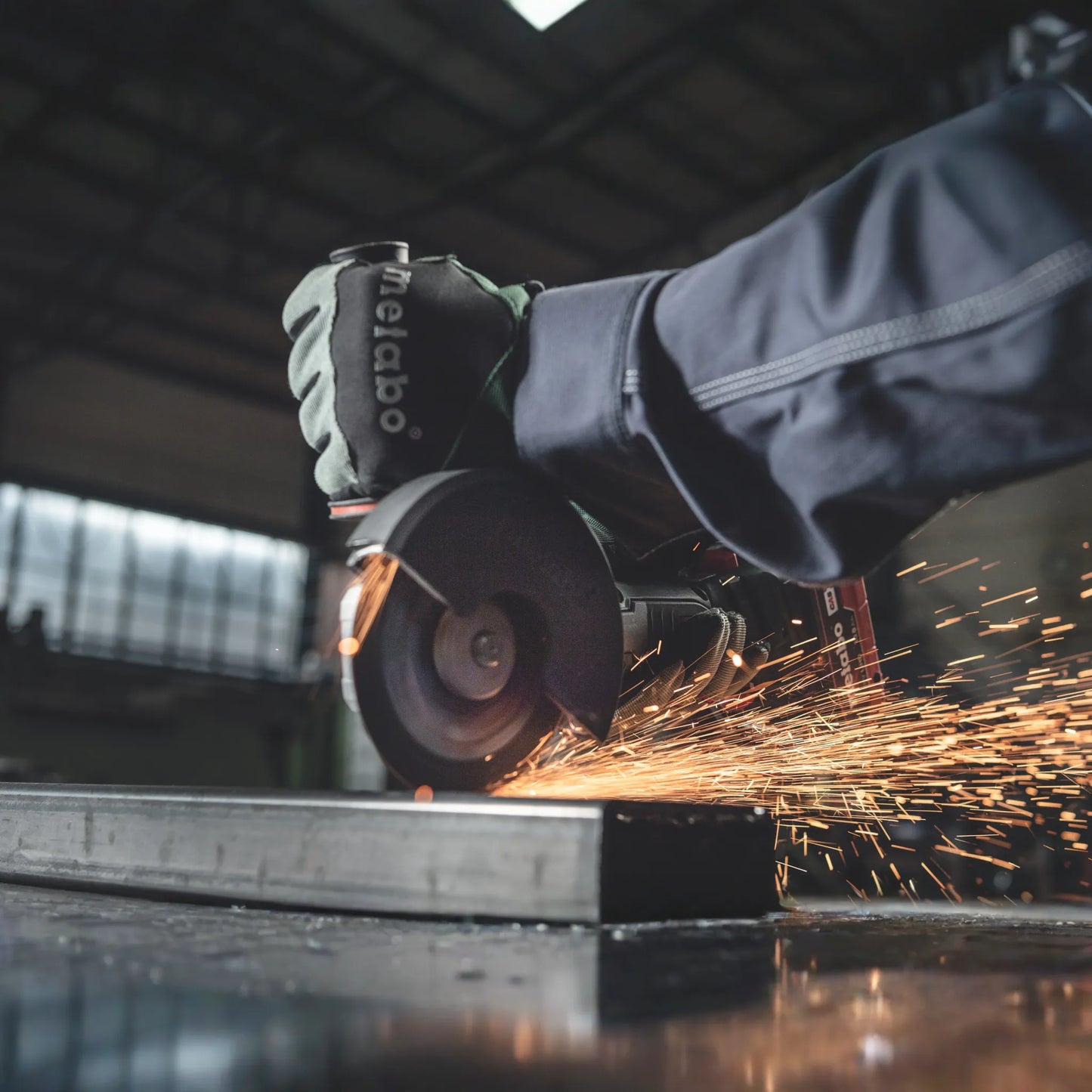 Metabo 613059520 WPB 18 LT BL 11-125 Quick 5.5 Kit 4-1/2” / 5” Brushless Braking Angle Grinder Kit