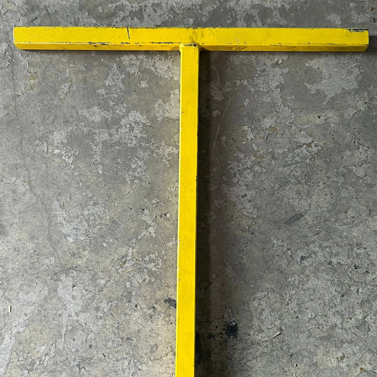 PLUMB-PRO Telescopic Valve Wrench 24" Handle 3-1/2' 402 Yellow