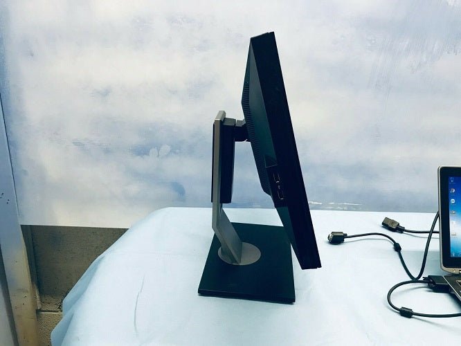 Dell P2210t P2210 LCD Monitor - 22" - Refurbished - 88PRINTERS.COM - Little Red General Store